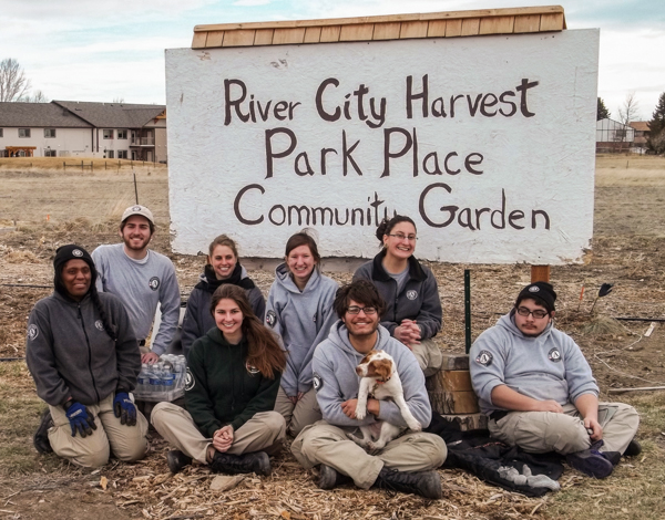 RCH and AmeriCorps Volunteers ©Jennifer Lightner 2014